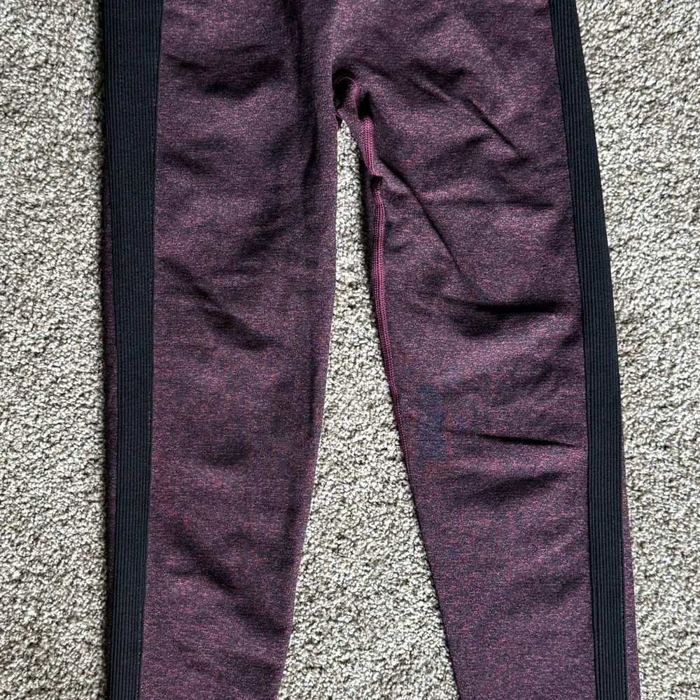 ECHT Purple and Black Scrunch Butt Contour Leggings
